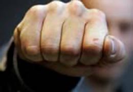 В Ереване муж до смерти избил жену