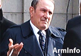 Тер-Петросян ответил Вигену Саркисяну