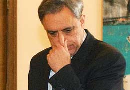 Vartan Oskanian, if elected, is going to attract foreign investments and grants for development of Yerevan