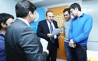 «ՌՈՍՏԵԼԵԿՈՄ»․ ՄԵԿՆԱՐԿՈՒՄ ԵՆ ՀԵՌԱՀԱՐ ՈՒՍՈՒՑՄԱՆ ԴԱՍԸՆԹԱՑՆԵՐ ՄԱՐԶԱՅԻՆ ԴՊՐՈՑՆԵՐԻ ՀԵՏ