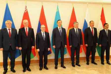 Armenian FM discusses ways to stimulate bilateral cooperation with conterparts from Romania, India, Madagascar and Vanuatu