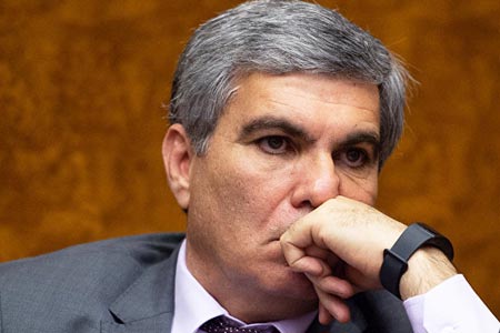 Политик: Решение проблемы Арцаха в "отделении во имя спасения"