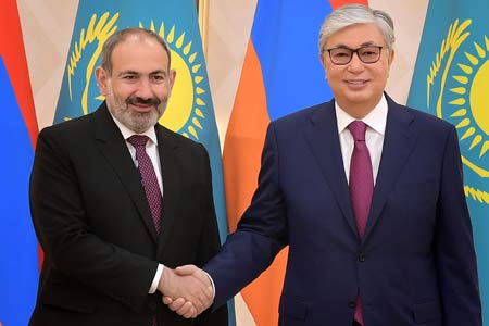 Казахско-армянские отношения динамично развиваются в духе дружбы и взаимовыгодного сотрудничества: Касым-Жомарт Токаев и Олжас Бектенов поздравили Пашиняна