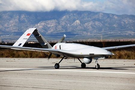 Очередная крупная компания остановила поставки комплектующих для производства турецких беспилотников Bayraktar