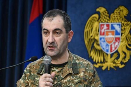Начальник Генштаба Армении не ответил на вопрос, почему не встречается с родителями военнослужащих, погибших в селе Азат