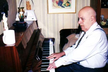 К 100-летию композитора и музыковеда Эдуарда Пашиняна