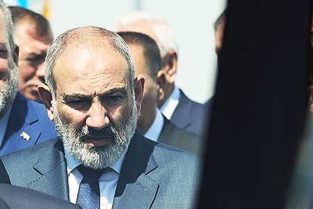 Баку дал старт наземной операции по этнической чистке армян Нагорного Карабаха - Пашинян