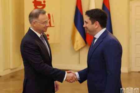 Armenia`s NA Speaker discusses Armenian prisoners in Baku with the  President of Poland