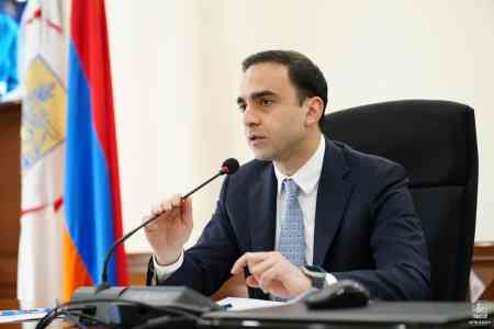 Жители Еревана "не оценили по достоинству" новшества Авиняна: 83.9% горожан против повышения стоимости проезда в общественном транспорте - Опрос
