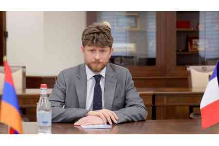 Посол: Франция на дипломатическом уровне поддерживает мужественные усилия правительства Армении по достижению мира с Азербайджаном