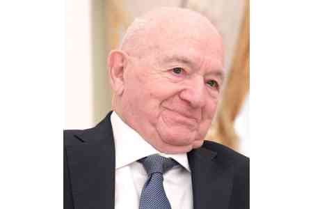 Владимир Путин подписал указ о присвоении Никите Симоняну звания Героя Труда России