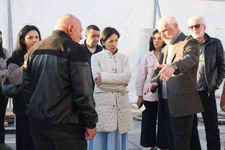RA minister of education and science visits Tsitsernakaberd