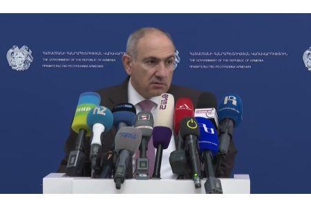 Ничего зазорного не нахожу в том, что являюсь инициатором встреч -Пашинян о своем предложении встретиться с Путиным