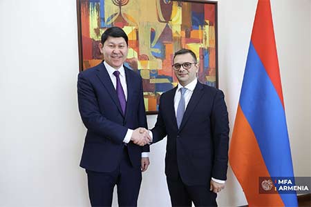 The Deputy Foreign Minister of Armenia met with a delegation from the Kazakh Foreign Ministry