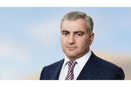 Защита Карапетяна ходатайствует об изменении меры пресечения лидеру "Сильной Армении"