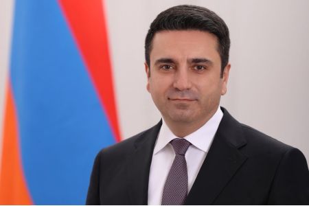 Ален Симонян готов при случае посетить Азербайджан