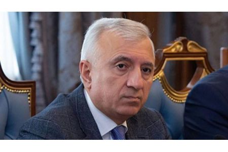 Профессор: внутренняя враждебность в Армении приобрела настолько крайние проявления, что лишила граждан страны минимальной способности трезво мыслить
