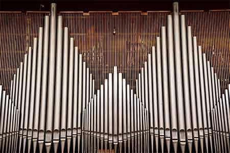 Rieger-Kloss organ, installed in 1970 in Aram Khachaturian Concert  Hall, to be restored