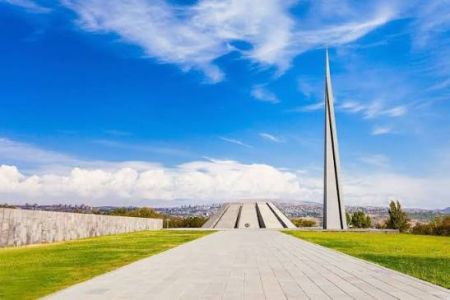 Delegation from Leipzig visits Tsitsernakaberd Memorial