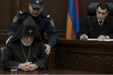 Judge recuses himself in criminal case involving Catholicos Karekin II