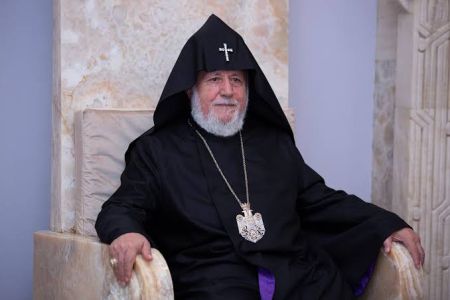 Католикос всех армян освятил новую церковь в обшине Бюрегаван Котайкской области Армении